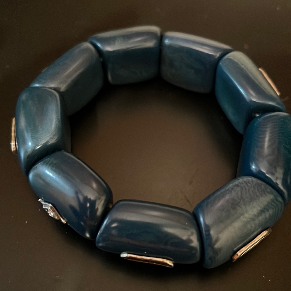Silpada Polished Palms Stretch Bracelet